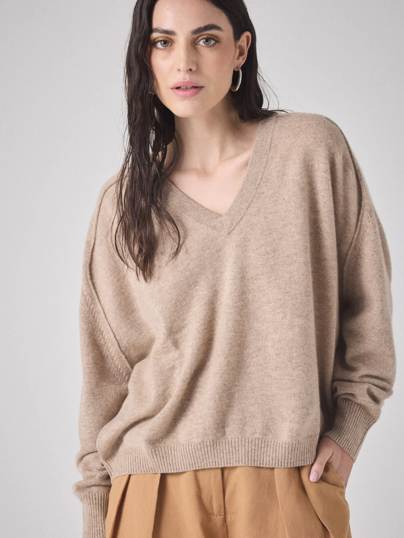 Shop Pull cachemire Lucien Pulls & Ponchos | Le Cachemire·Pulls & Ponchos