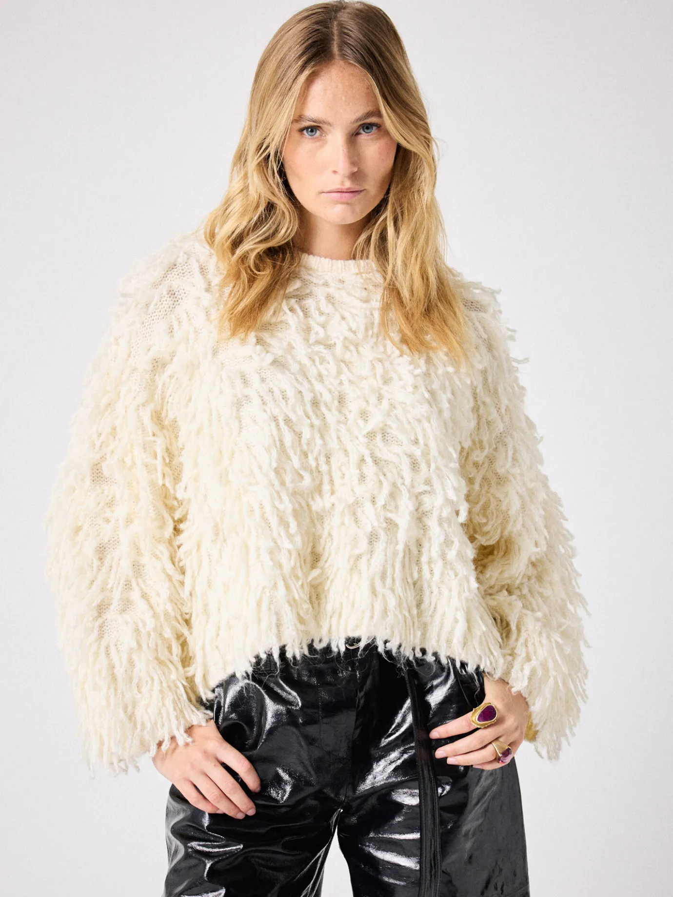 Online Pull fausse fourrure Shana Pulls & Ponchos